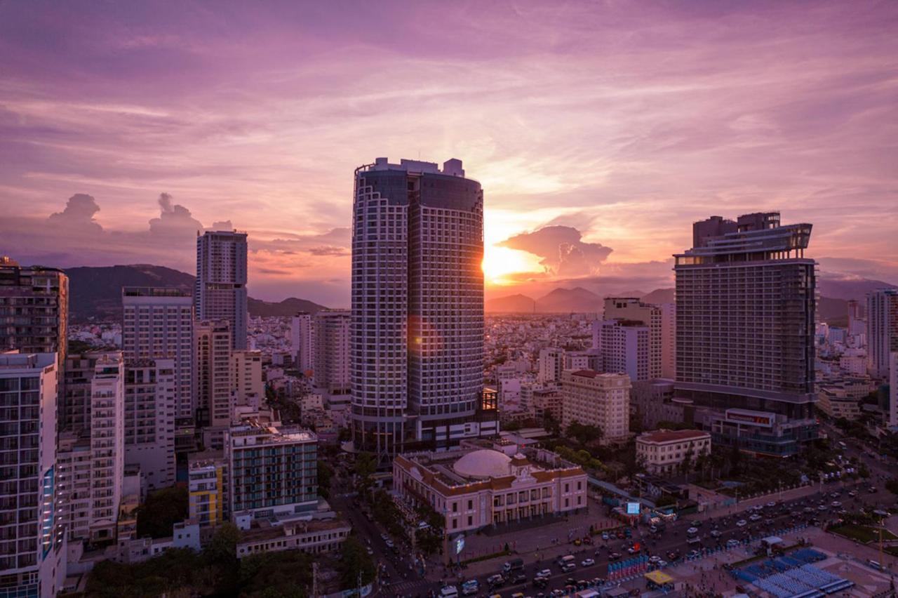 Panorama Oceanic Grand Residences Nha Trang Exterior foto