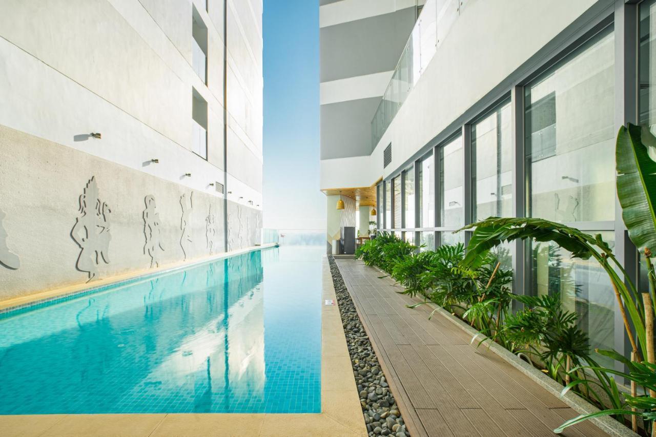 Panorama Oceanic Grand Residences Nha Trang Exterior foto