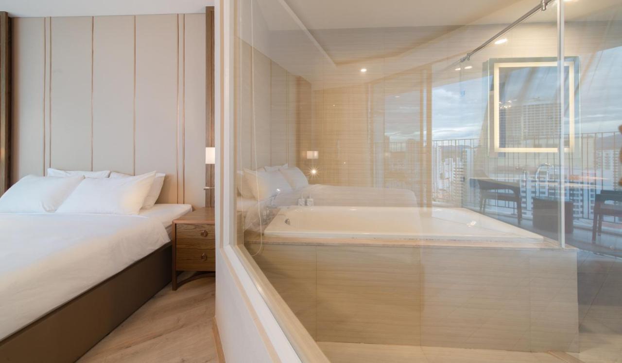 Panorama Oceanic Grand Residences Nha Trang Exterior foto